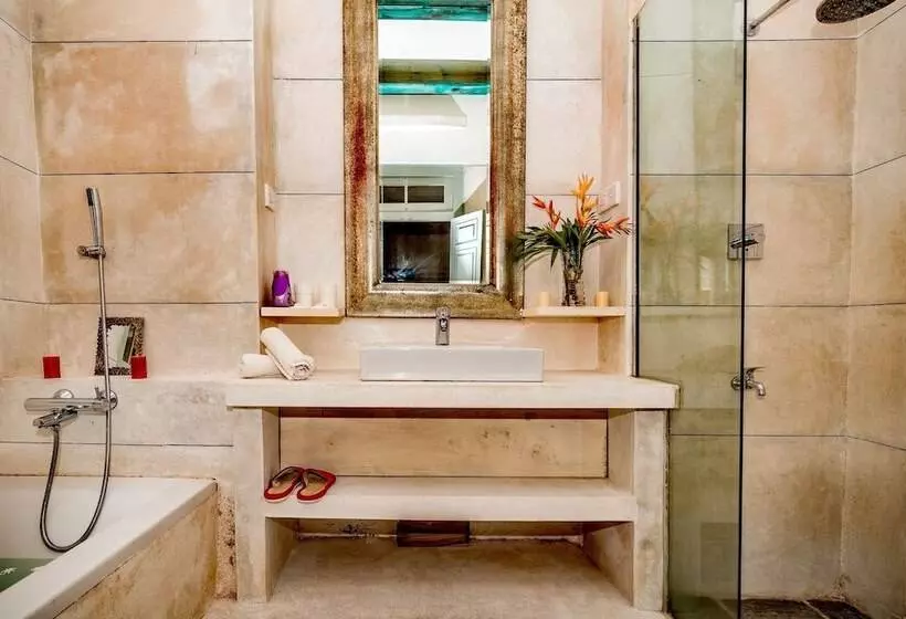 ペンション Small House Boutique Guest House