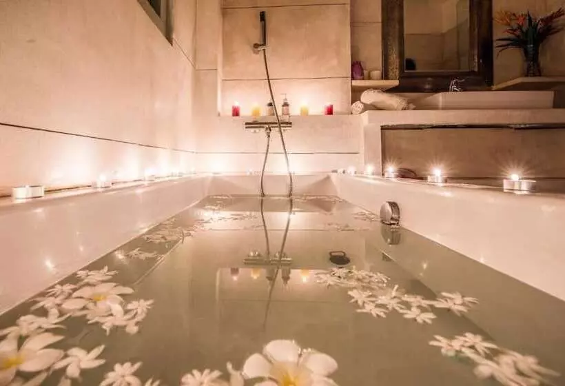 ペンション Small House Boutique Guest House