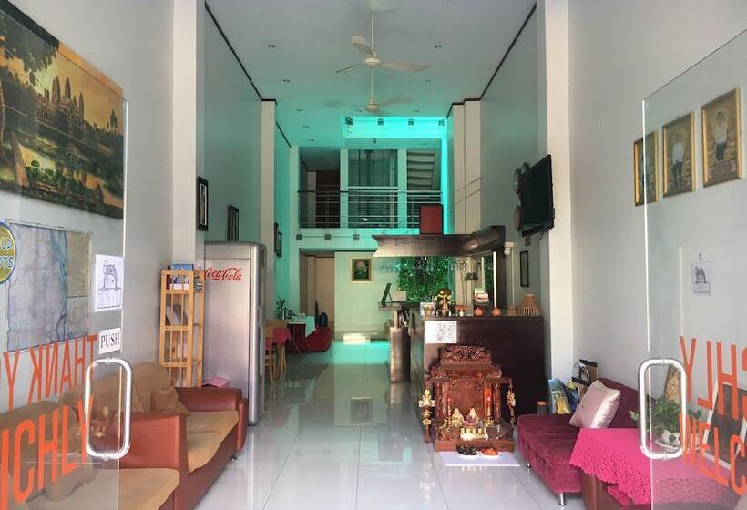 Richly Boutique Hotel & Hostel