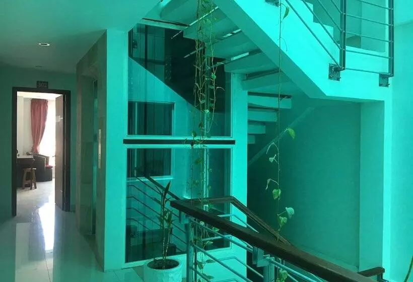 Richly Boutique Hotel & Hostel