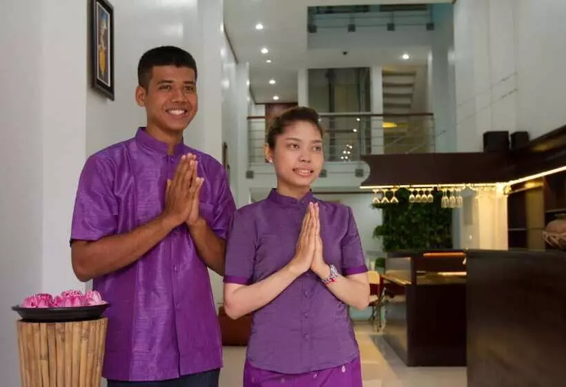 Richly Boutique Hotel & Hostel