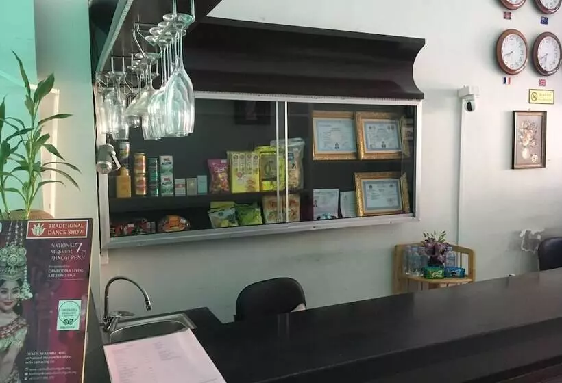 Richly Boutique Hotel & Hostel