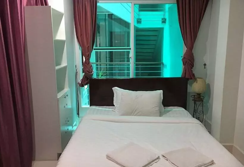 Richly Boutique Hotel & Hostel