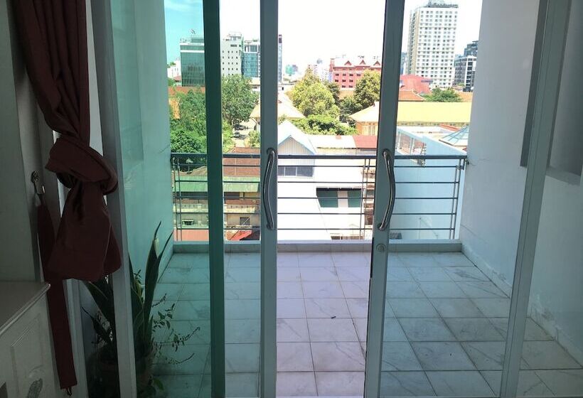 Richly Boutique Hotel & Hostel