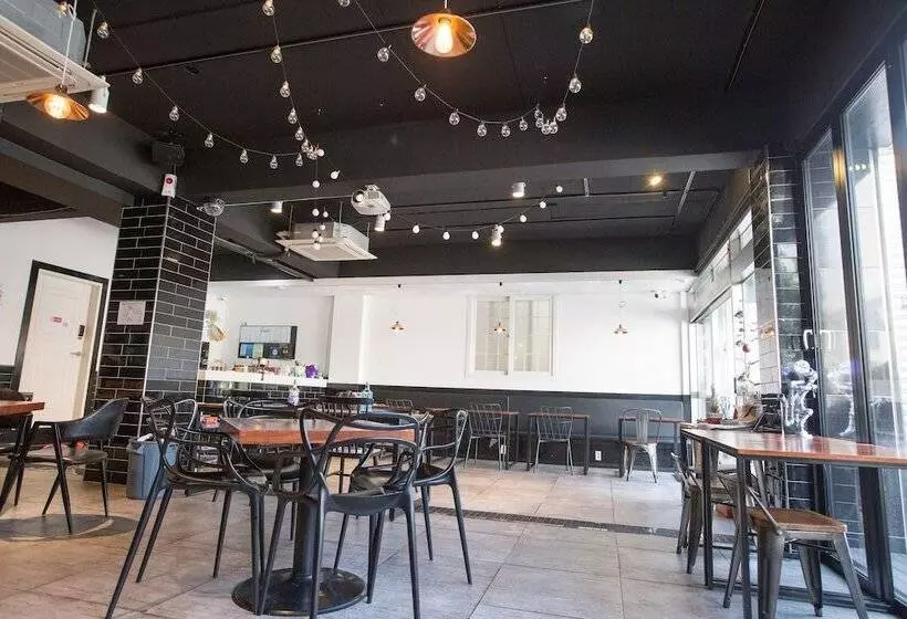 Cămin Sum Guesthouse Jeju Airport