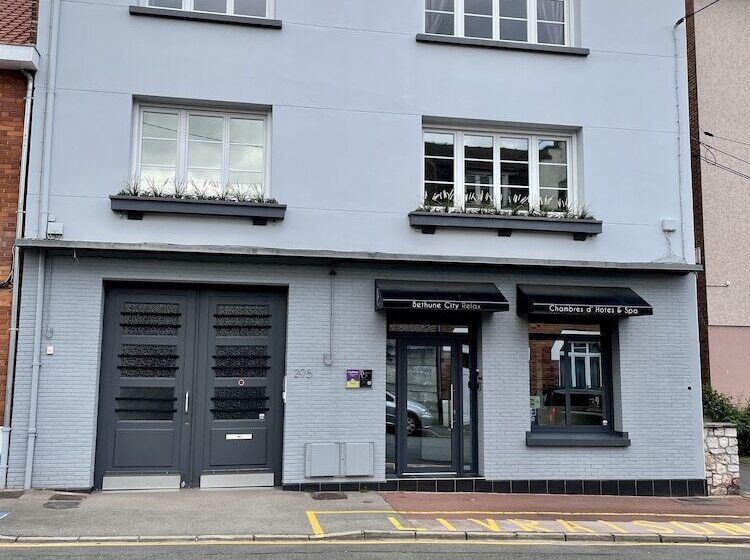 تختخواب و صبحانه Bethune City Relax Spa & Sauna