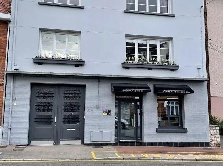 تختخواب و صبحانه Bethune City Relax Spa & Sauna