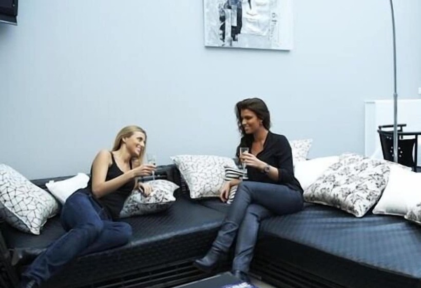 تختخواب و صبحانه Bethune City Relax Spa & Sauna