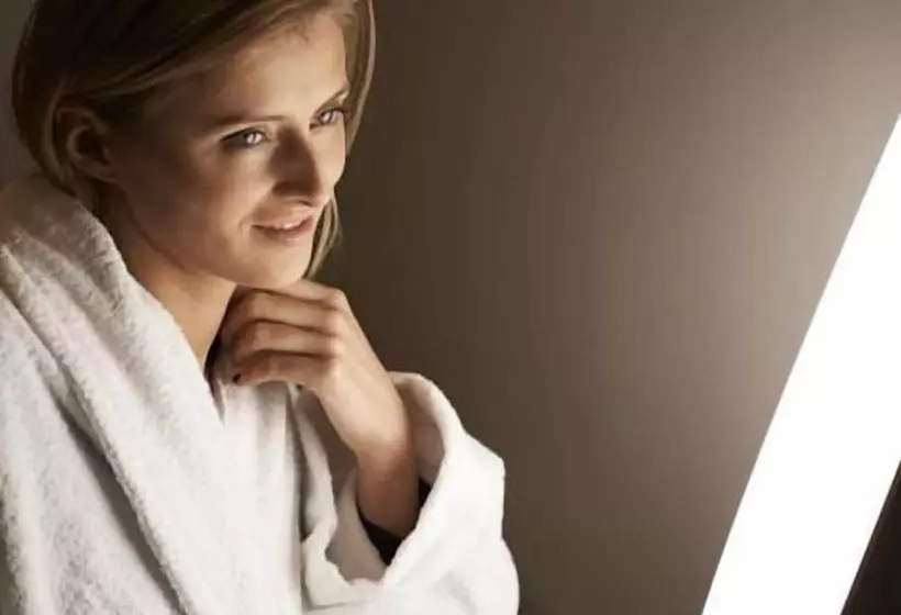 تختخواب و صبحانه Bethune City Relax Spa & Sauna