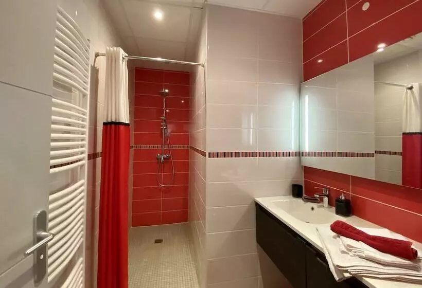 تختخواب و صبحانه Bethune City Relax Spa & Sauna