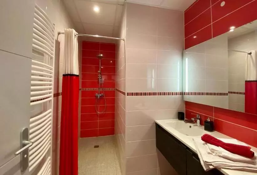 تختخواب و صبحانه Bethune City Relax Spa & Sauna