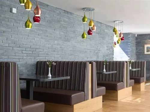 민박 Cardigan Castle