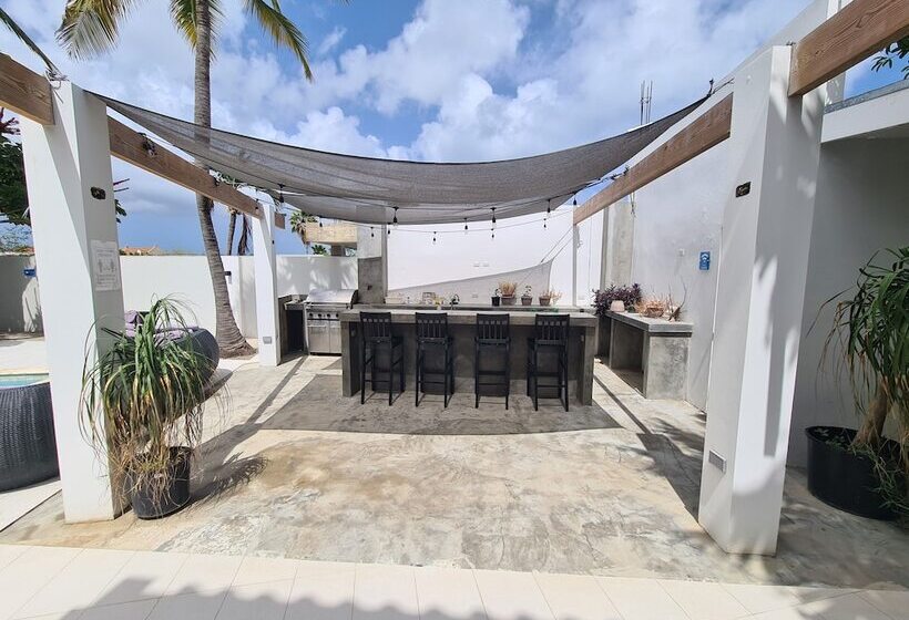 Bubali Villa & Apartments