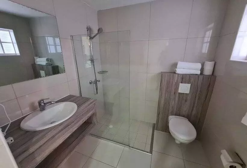 Bubali Villa & Apartments