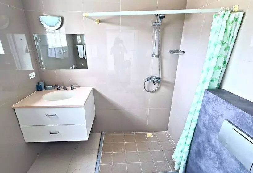 Bubali Villa & Apartments