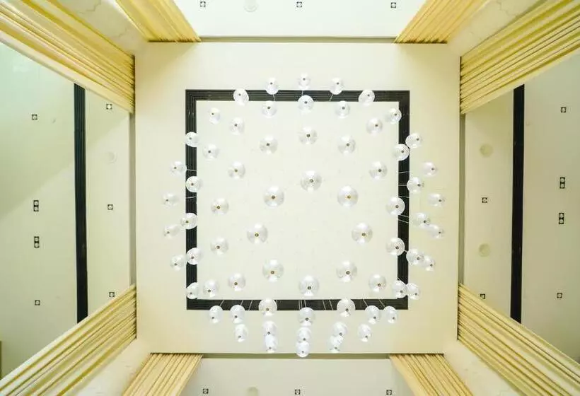 Hotel Andalus Al Seef Resort & Spa