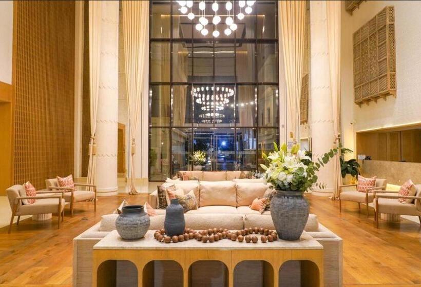 Hotel Andalus Al Seef Resort & Spa