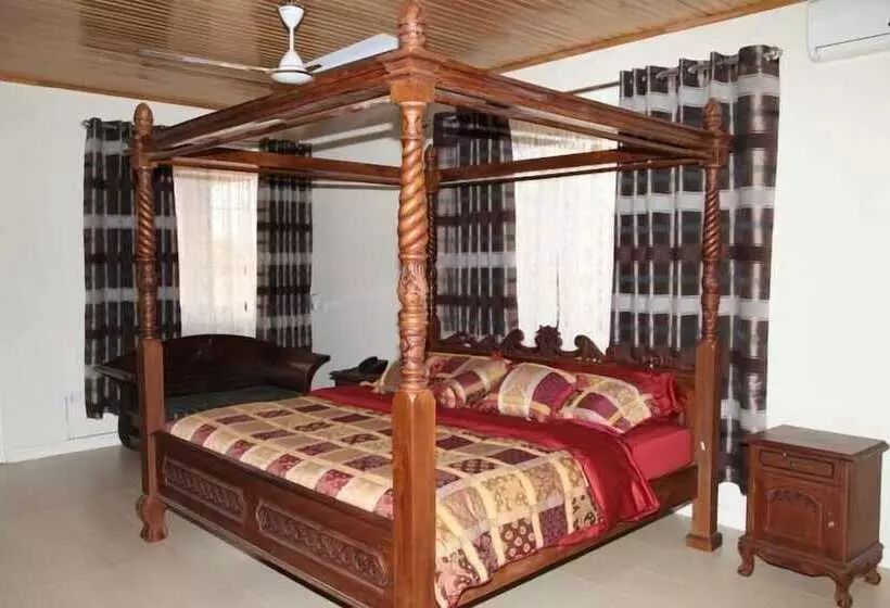 Campbell Hotel Accra