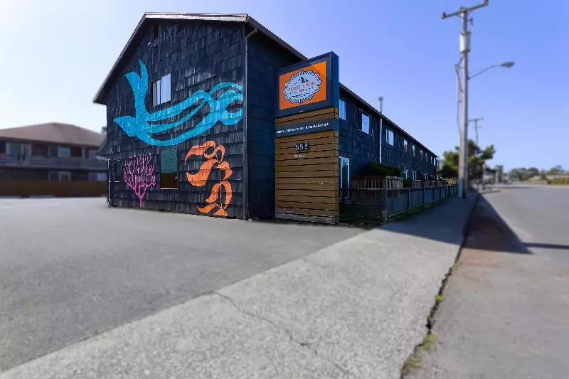 호텔 Coast River Inn