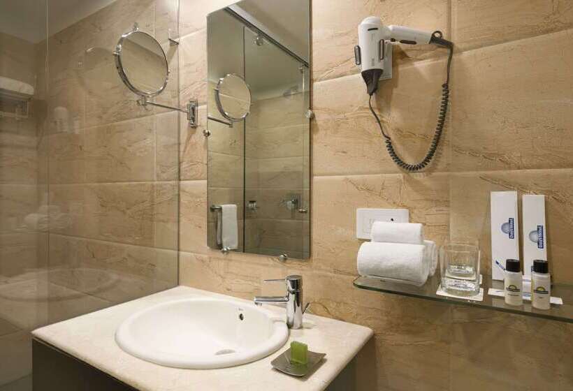 Days Hotel By Wyndham Jalandhar Jyoti Chowk