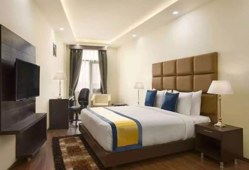 Days Hotel By Wyndham Jalandhar Jyoti Chowk