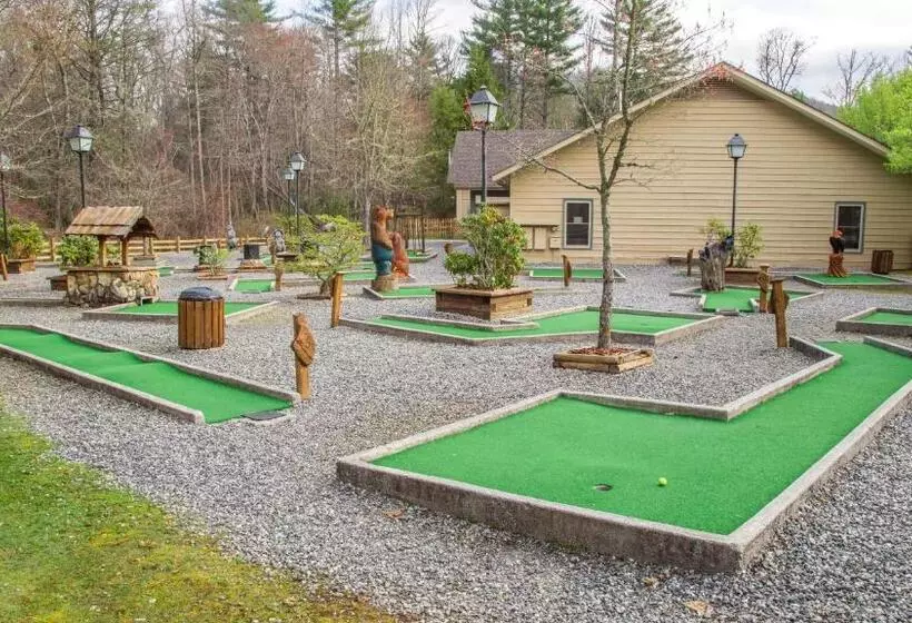 فندق Fairway Forest