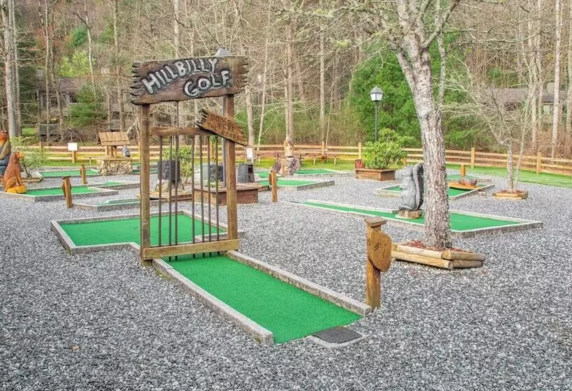 فندق Fairway Forest