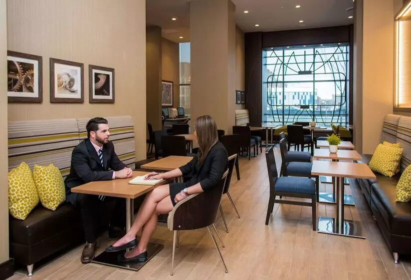 ホテル Hampton Inn & Suites Washington Dcnavy Yard
