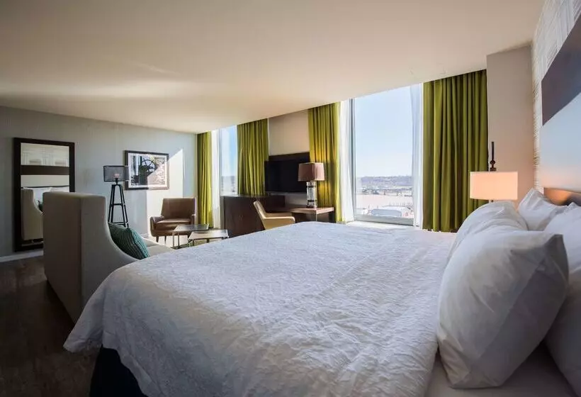 ホテル Hampton Inn & Suites Washington Dcnavy Yard
