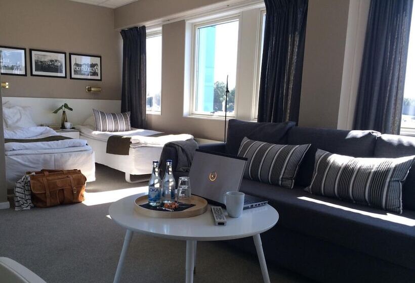 בית מלון כפרי L Garvaren