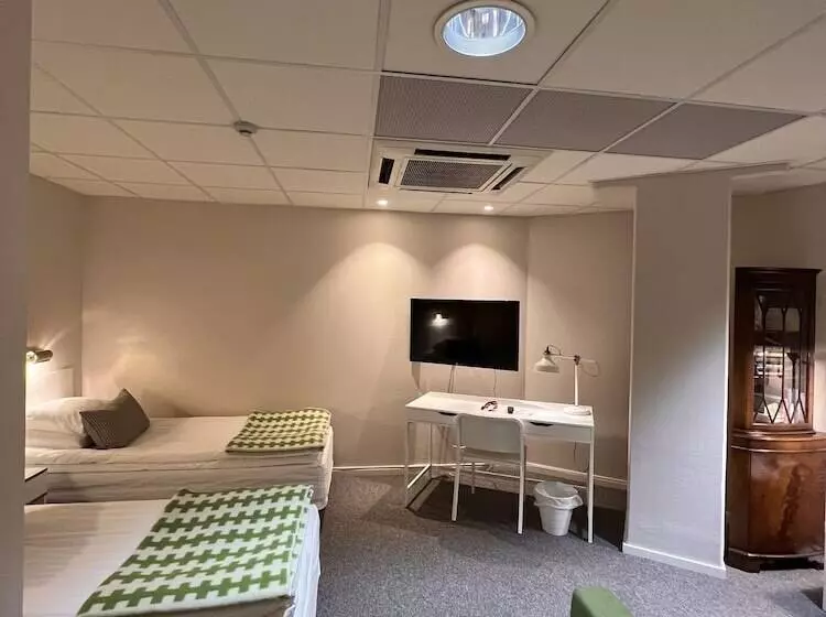 בית מלון כפרי L Garvaren