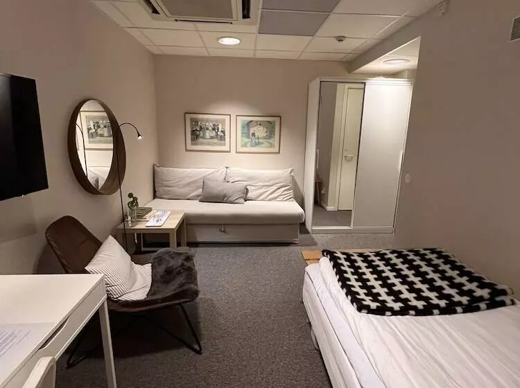 בית מלון כפרי L Garvaren