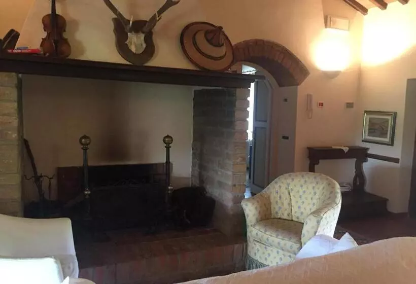هتل La Vittoria 10 – La Soglia Della Val D’orcia