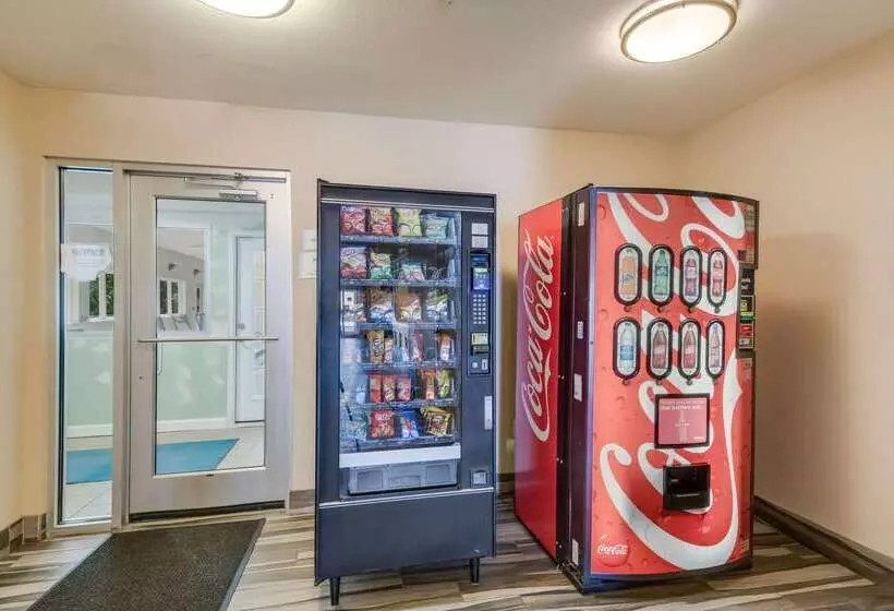 ホテル Quality Inn & Suites