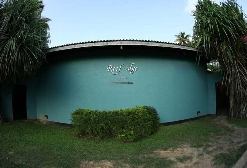 ホテル Reef Edge
