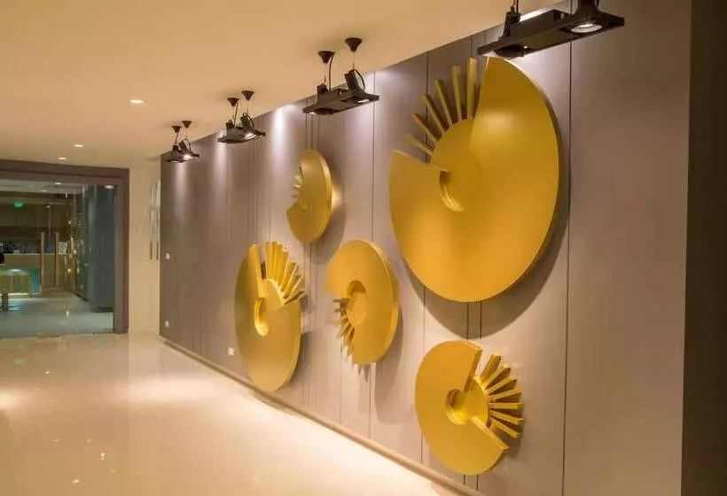 בית מלון כפרי The Bliss Ubon