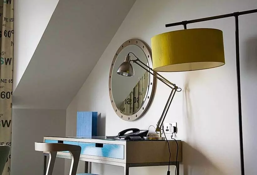 ホテル The Waterside