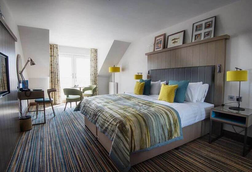 فندق The Waterside