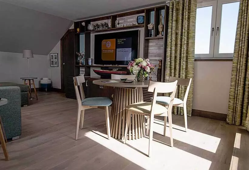 ホテル The Waterside