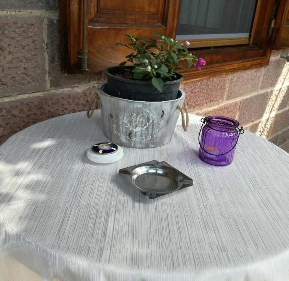 μαχη ενοικιαζόμενα δωμάτια