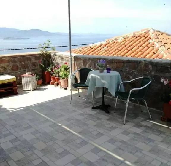 μαχη ενοικιαζόμενα δωμάτια