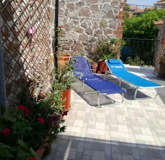 μαχη ενοικιαζόμενα δωμάτια