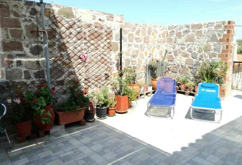 μαχη ενοικιαζόμενα δωμάτια