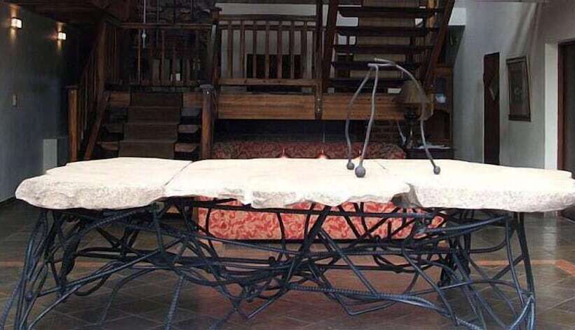 ペンション Coral Tree Inn