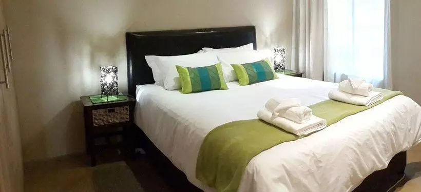 بنسيون El Roi Guest Lodge