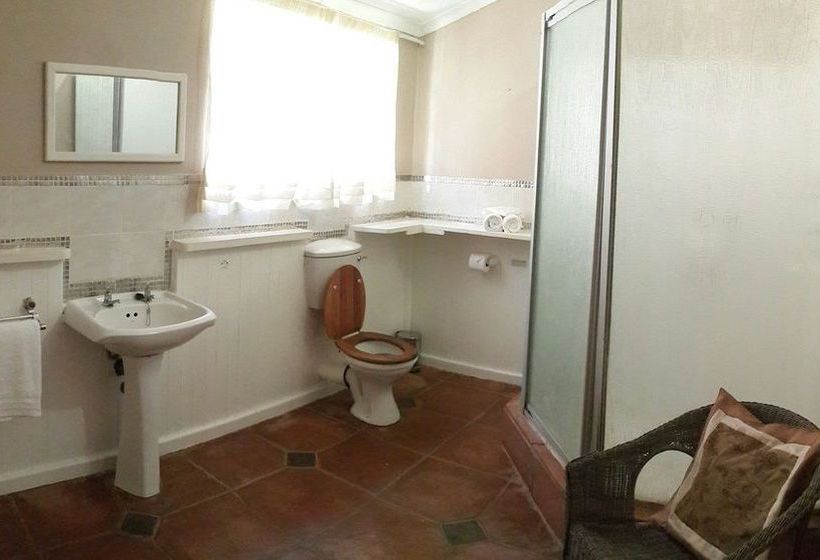 ペンション El Roi Guest Lodge