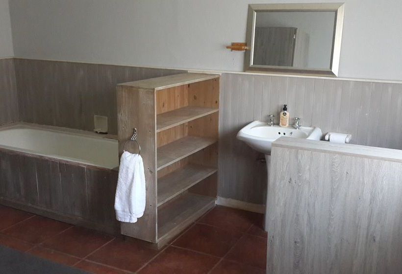 ペンション El Roi Guest Lodge