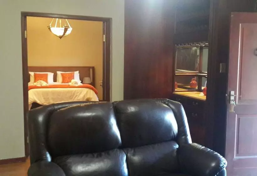 بنسيون El Roi Guest Lodge