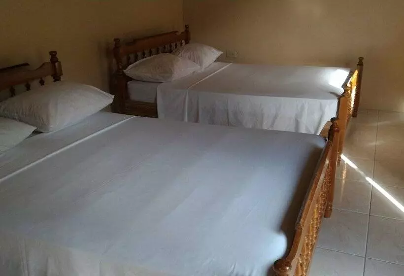 پانسیون Grand View Guesthouse