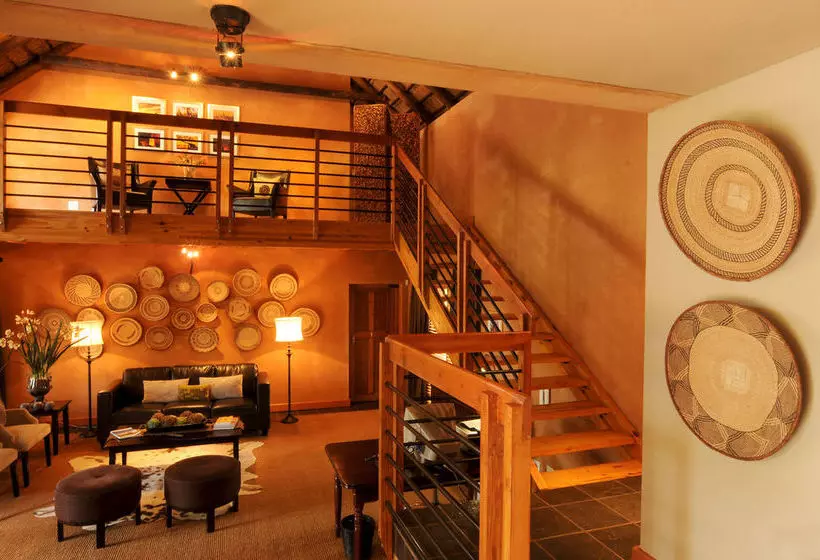 膳宿费 Sherewood Lodge